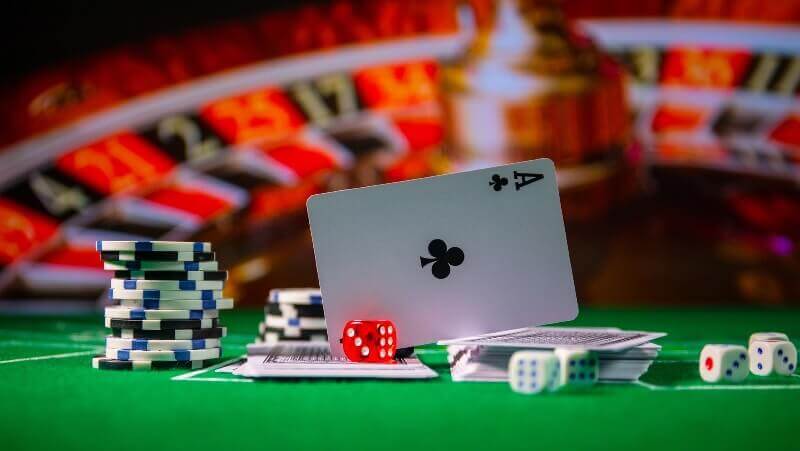 Hướng dẫn chơi và luật chơi poker hiện đại bạn cần biết