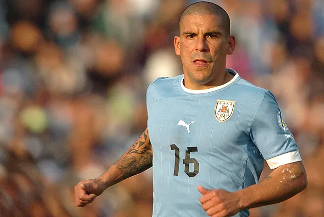 Maxi Pereira Là Ai? Tiểu Sử Và Sự Nghiệp Cầu Thủ Người Uruguay