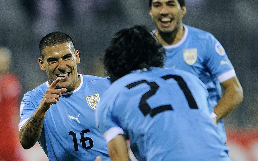 Maxi Pereira Là Ai? Tiểu Sử Và Sự Nghiệp Cầu Thủ Người Uruguay
