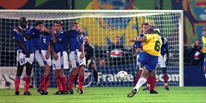 Sự khác biệt về tâm lý và thể lực cầu thủ trong hiệp phụ